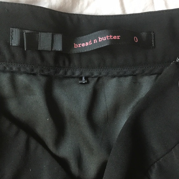 ♠️ Mini skirt - Picture 2 of 4